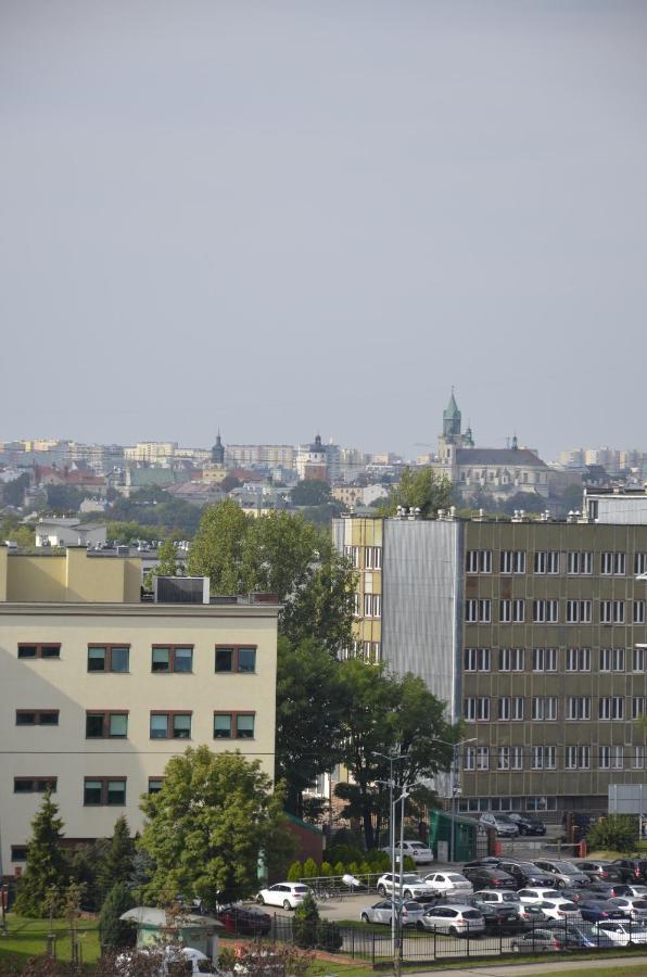 Апартаменты Bm Apartament - Z Miejscem Parkingowym Люблин Экстерьер фото